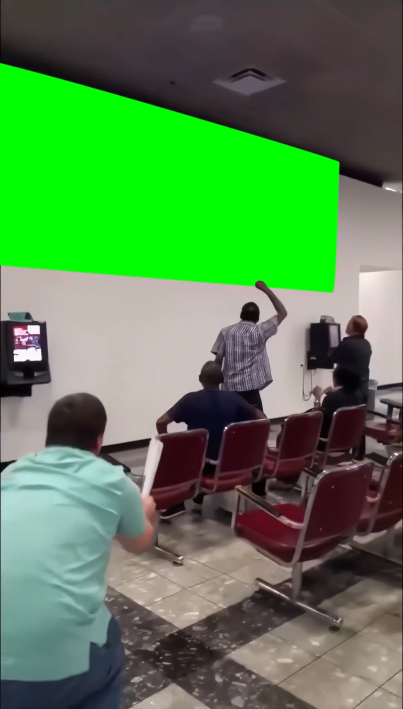 Man gets too excited watching Horse Racing meme V2 (Green Screen)