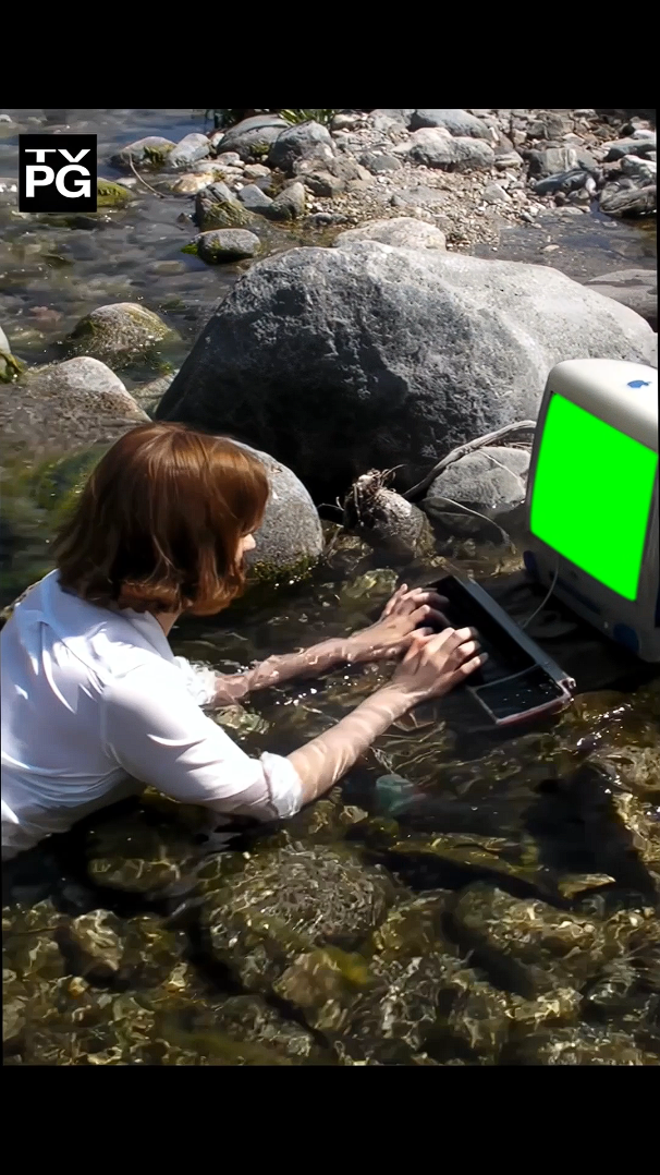 Girl Using Old Computer in the Water meme  (Green Screen)
