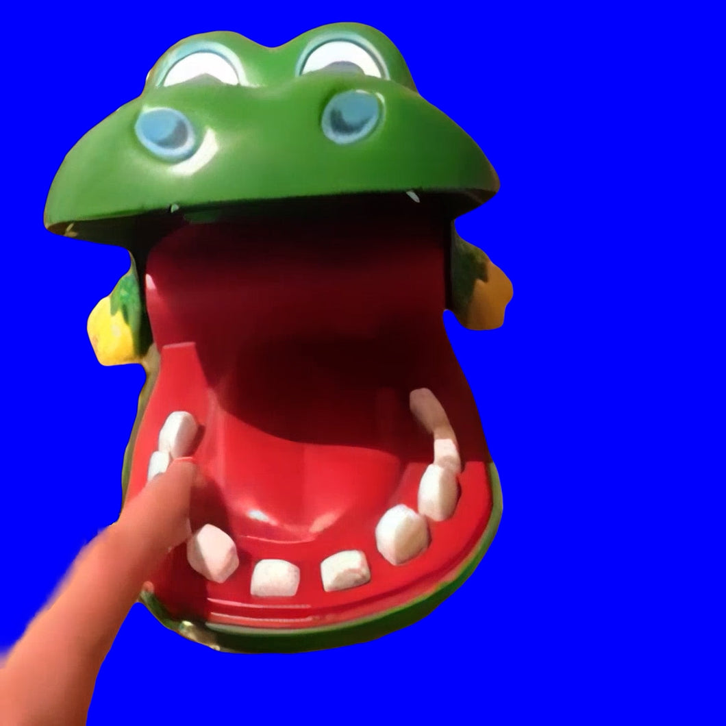 Crocodile Teeth Vine (Green Screen)